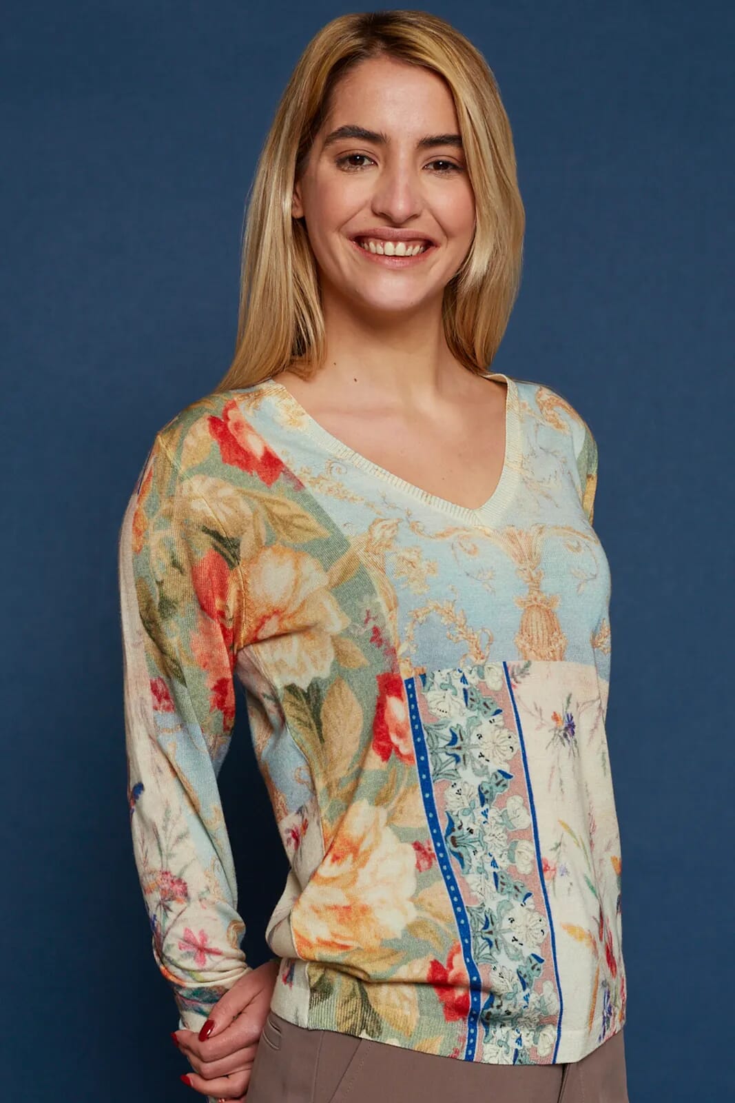 AW22-23