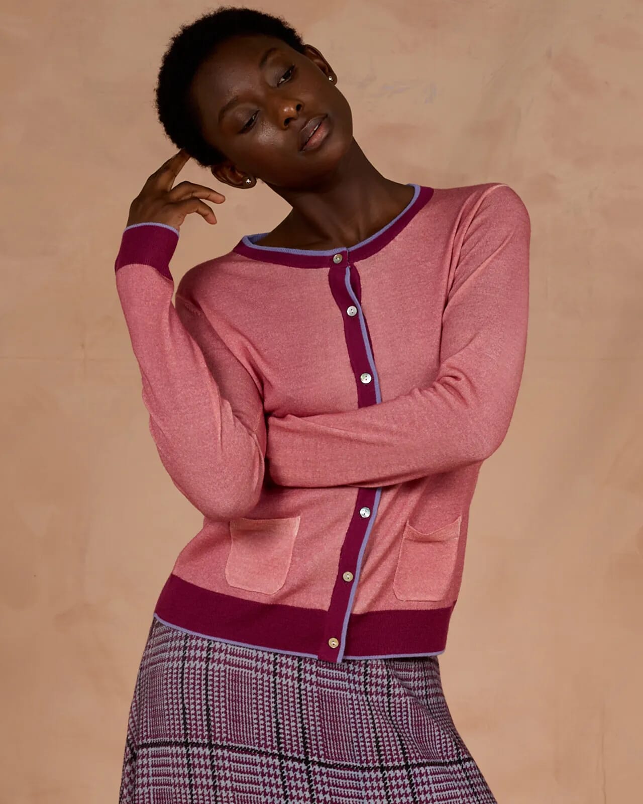 CONTRAST-EDGE PRINT CARDIGAN  WITH POCKETS COL....