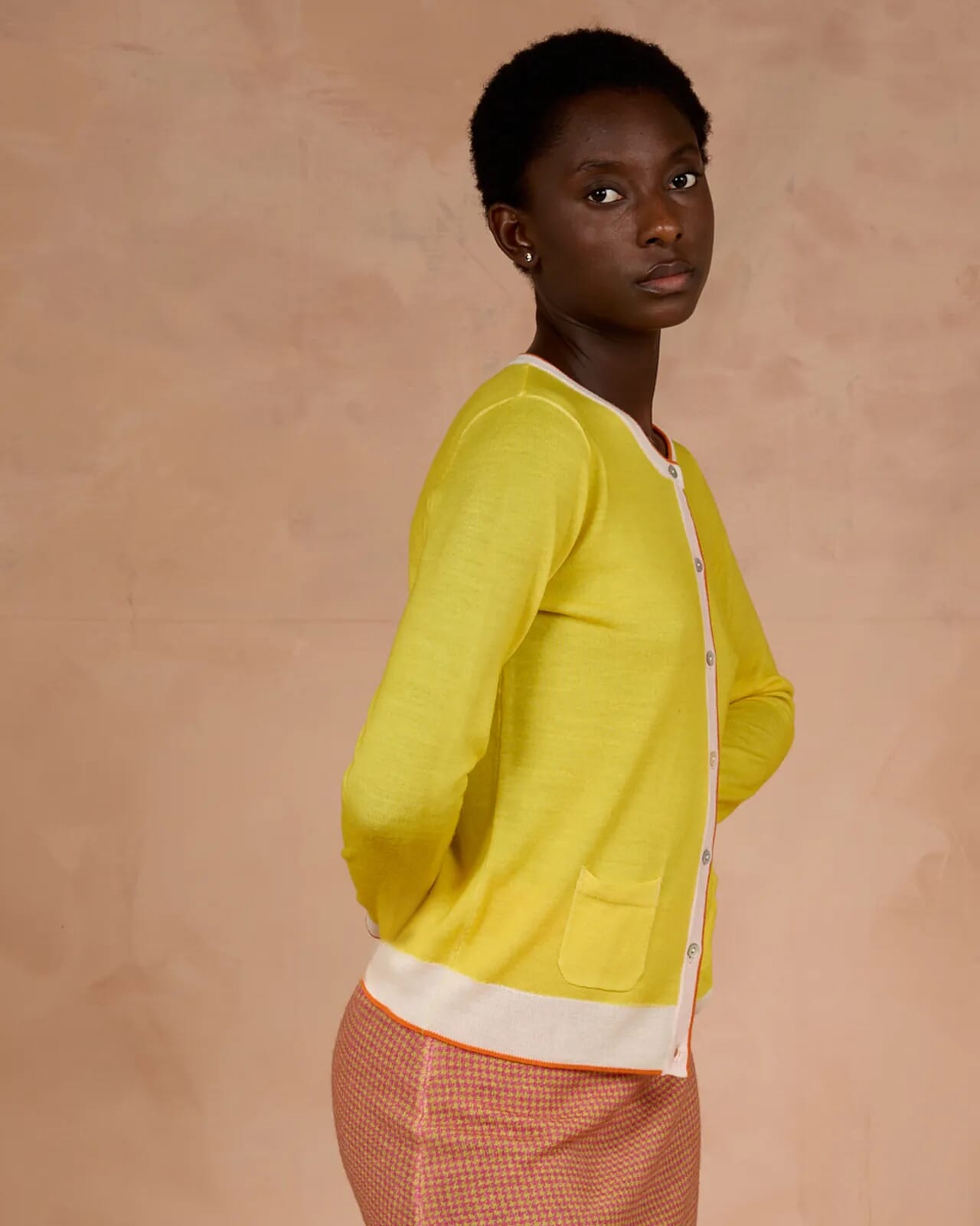 CONTRAST-EDGE PRINT CARDIGAN  WITH POCKETS COL. 022