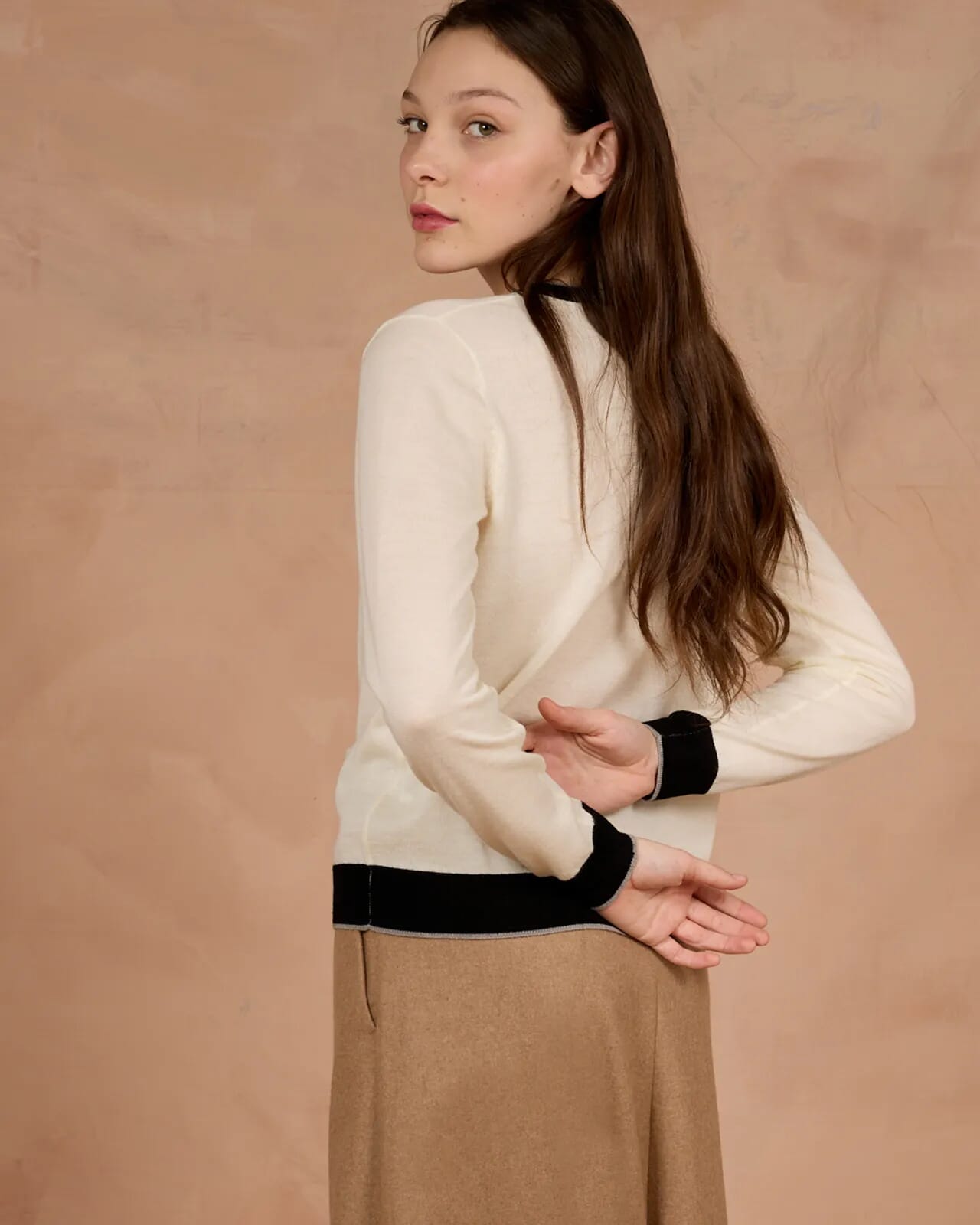 CONTRAST-EDGE PRINT CARDIGAN  WITH POCKETS COL. 050