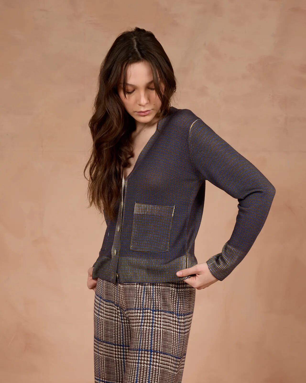 GEOMETRIC PRINT V NECK CARDIGAN WITH POCKETS COL. 174