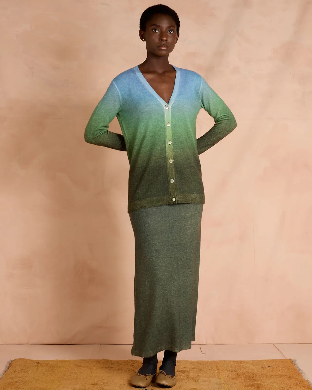 SOLID COLOUR LONG SKIRT COL.024