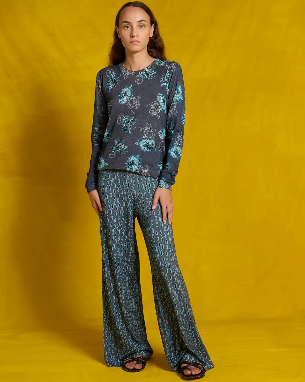 GEOMETRIC PRINT LONG TROUSERS  COL.370