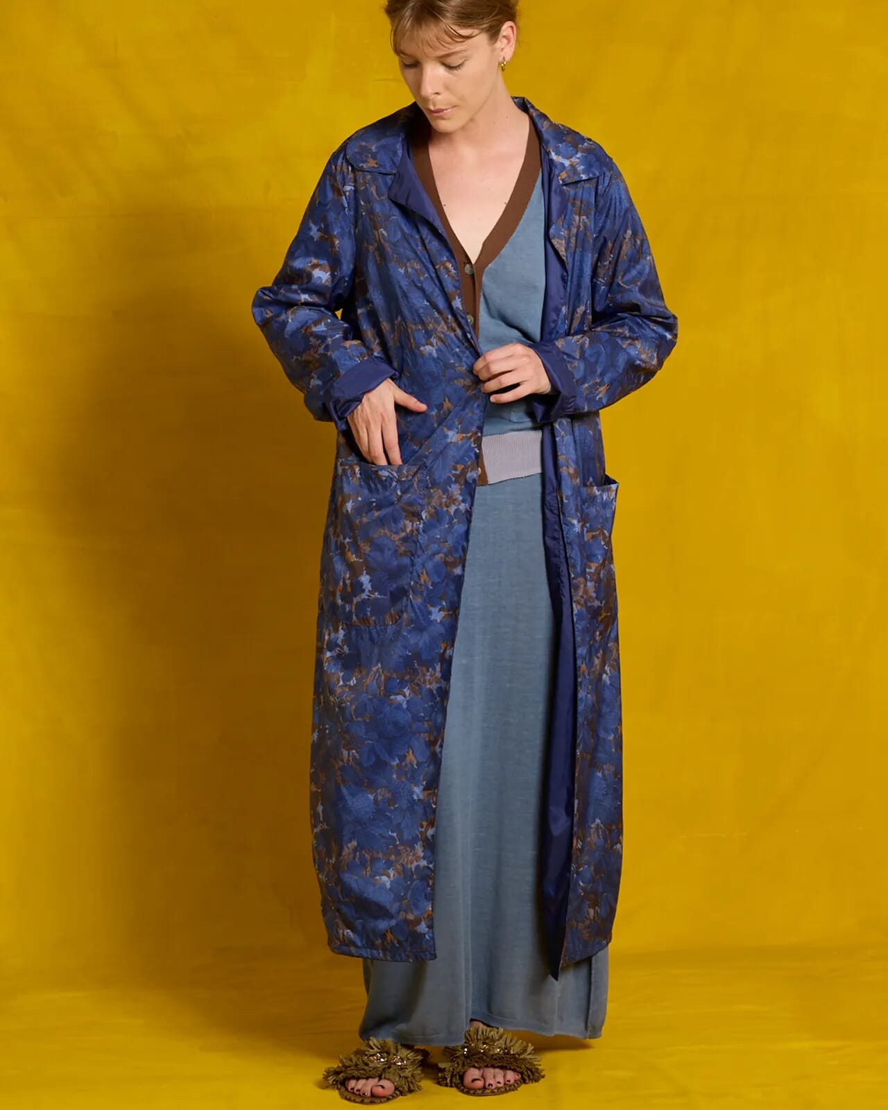 FLORAL PRINT REVERSIBLE RAINCOAT COL.454