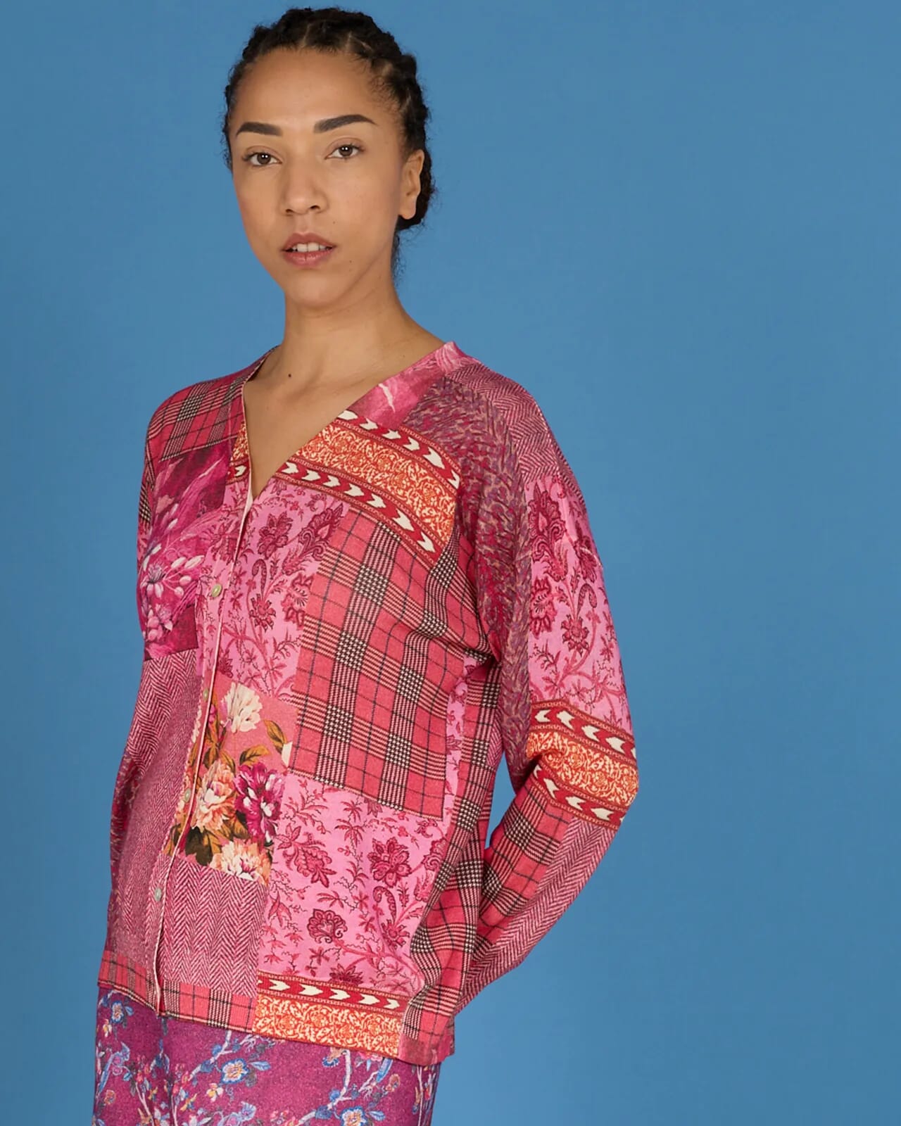 GEOMETRIC AND FLORAL PRINT V NECK CARDIGAN COL.209