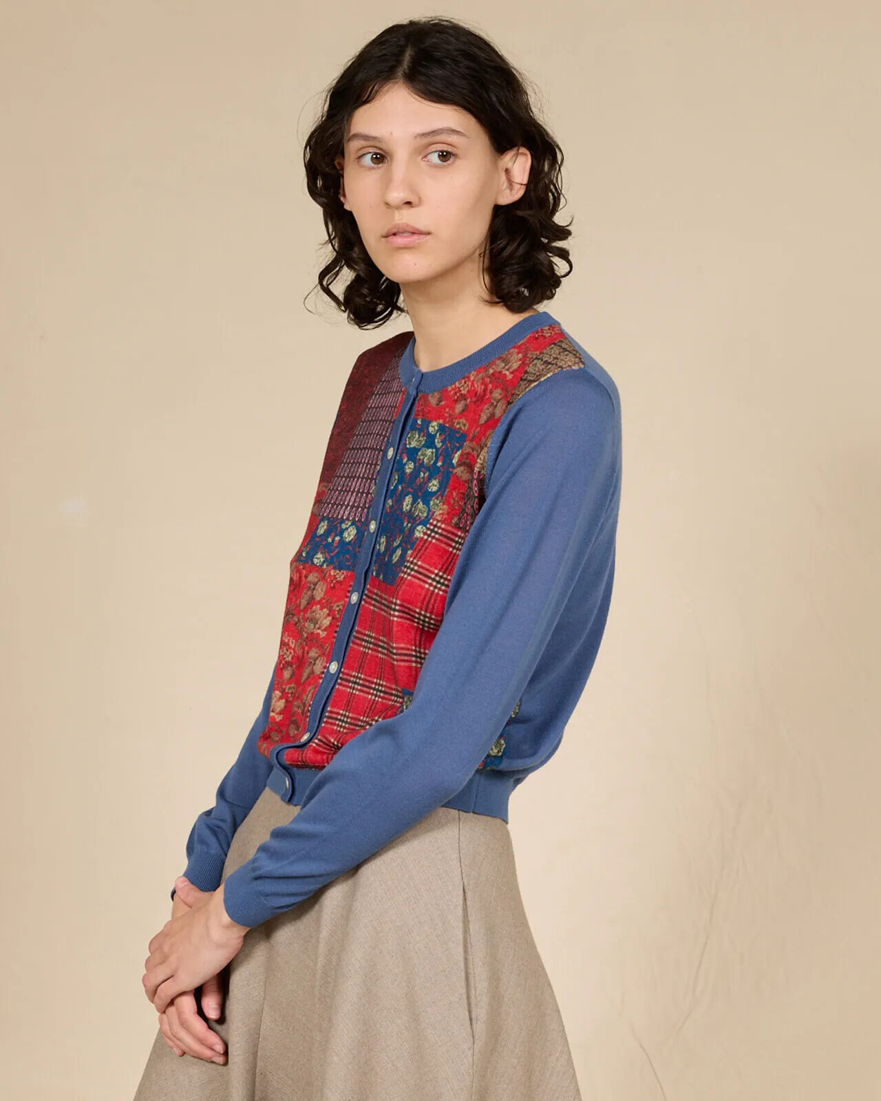 CONTRAST-EDGE FLORAL AND TARTNA PRINT CARDIGAN COL. 135