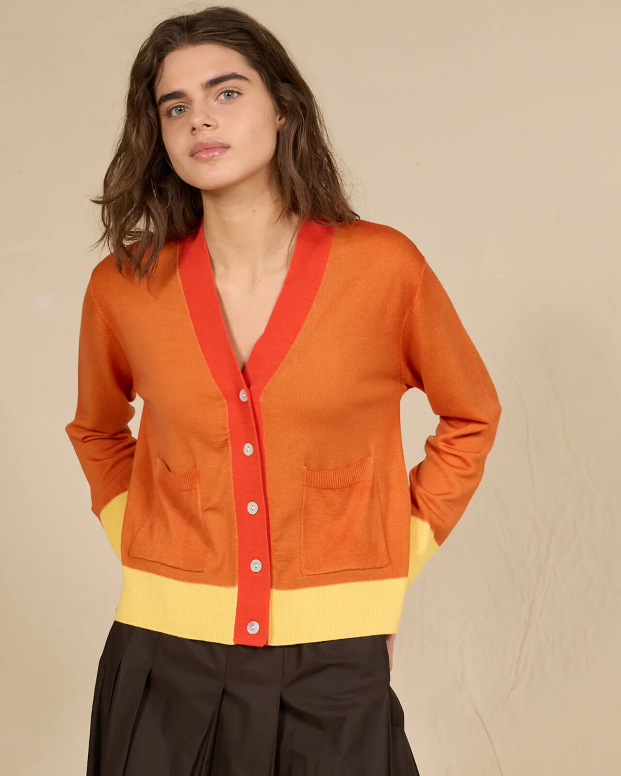 SOLID COLOUR CARDIGAN JACKET COL. 014