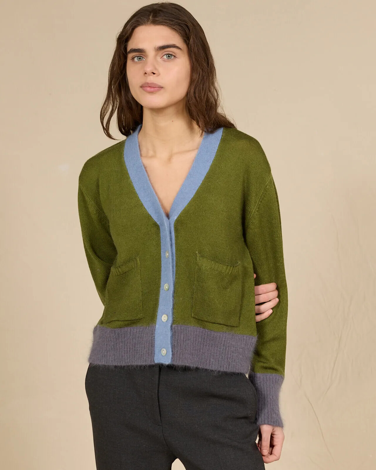 SOLID COLOUR CARDIGAN JACKET COL. 001