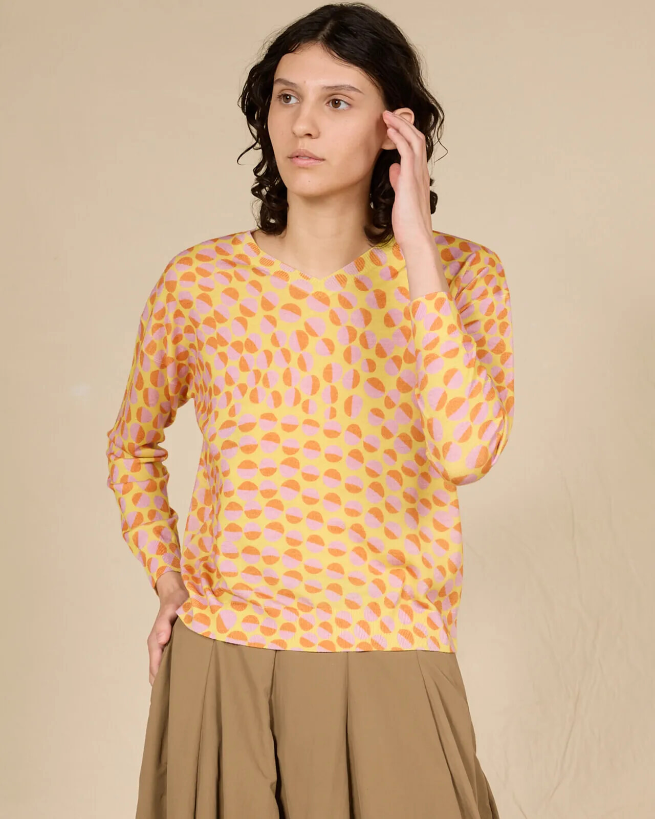 GEOMETRIC PRINT BATWING V NECK JUMPER COL.250