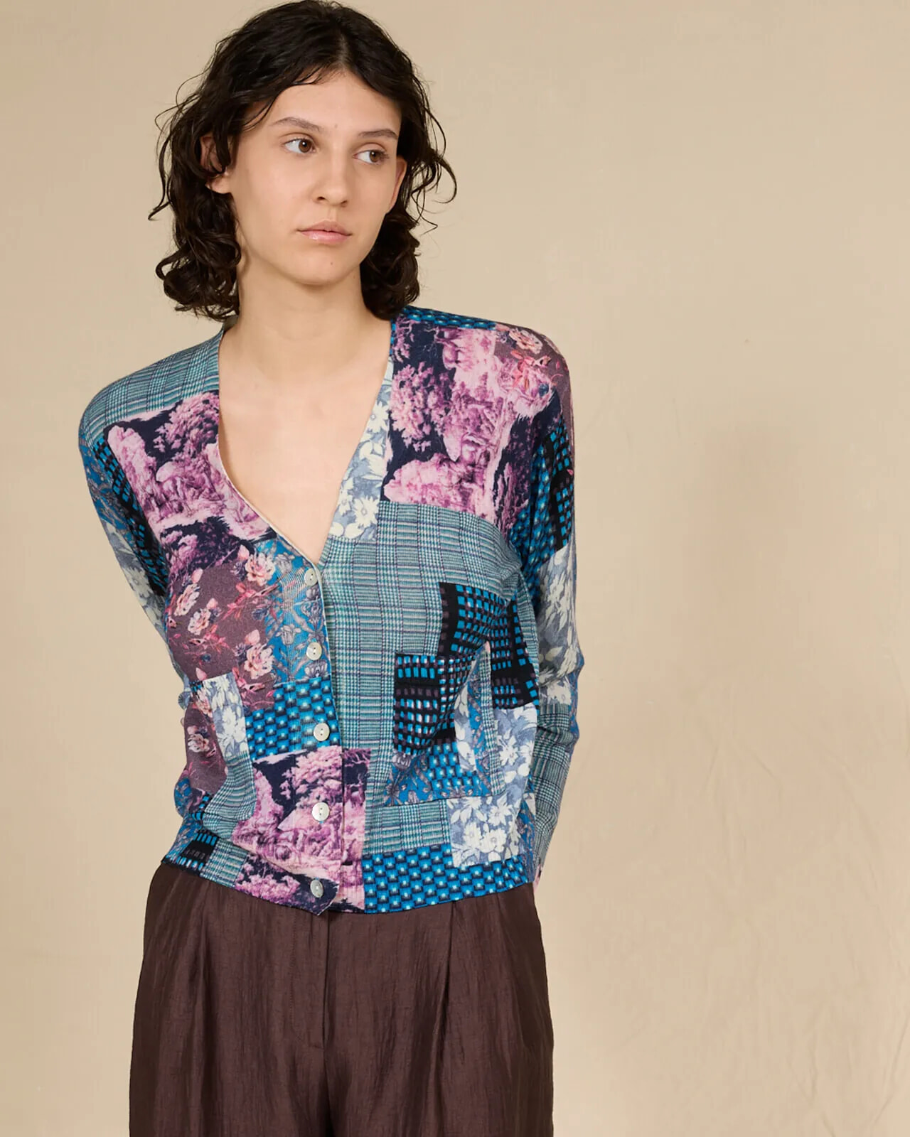 FLORAL PRINT V NECK CARDIGAN WITH POCKETS COL. 107