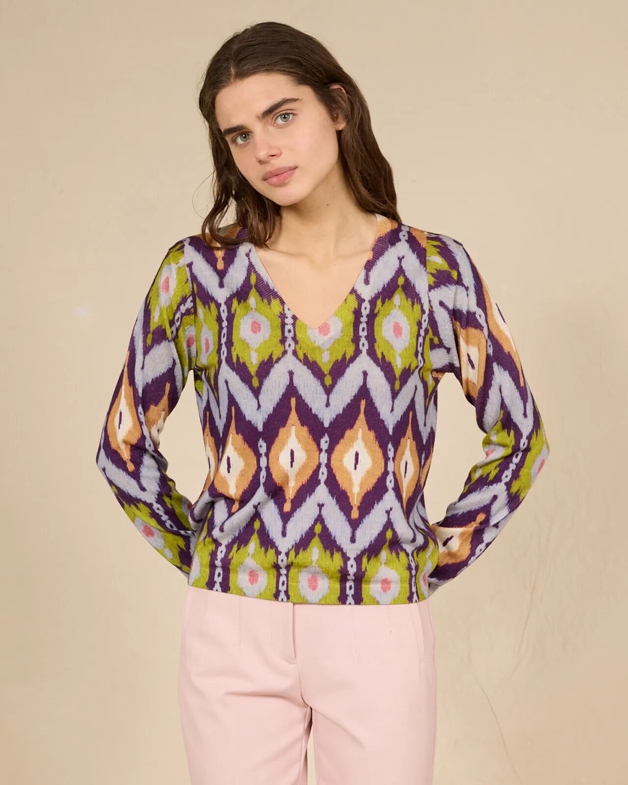 ABSTRACT PRINT V NECK JUMPER COL. 129