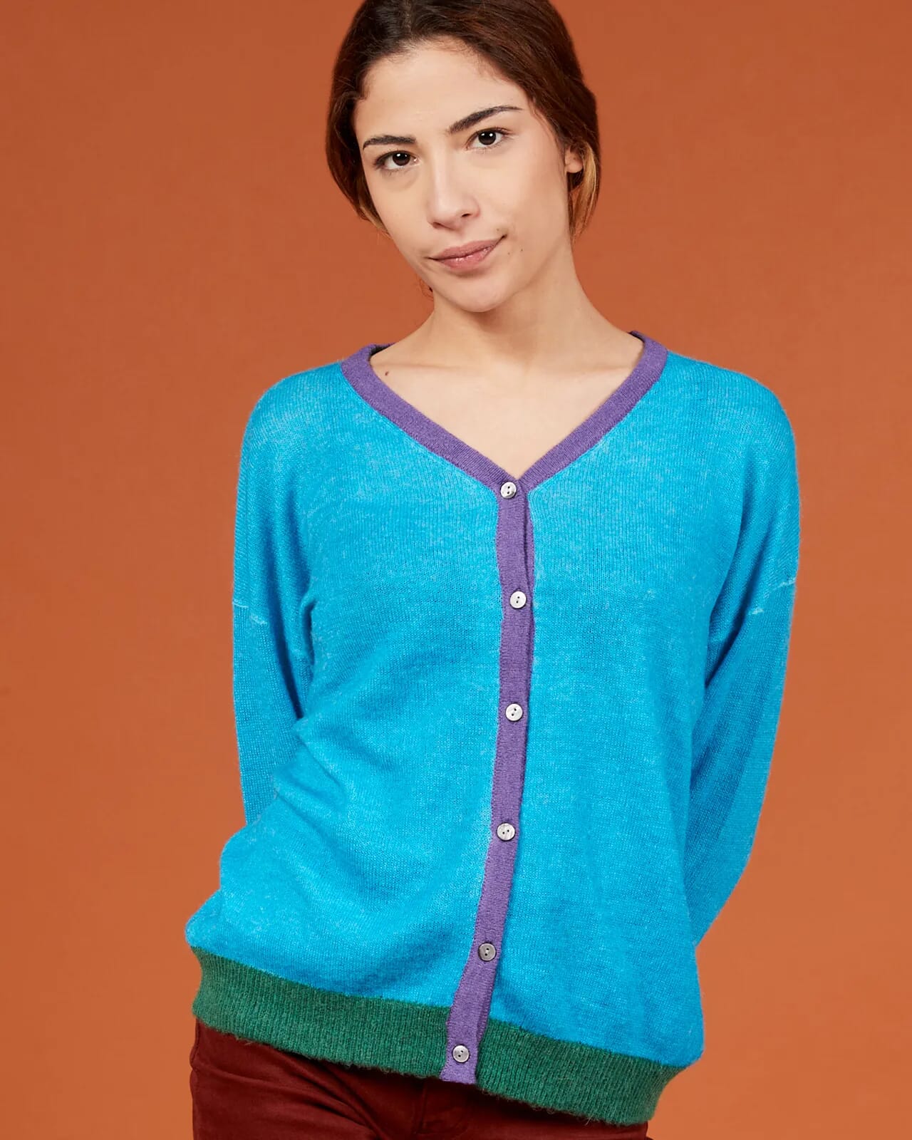SOLID COLOUR PRINT V NECK CARDIGAN COL.005