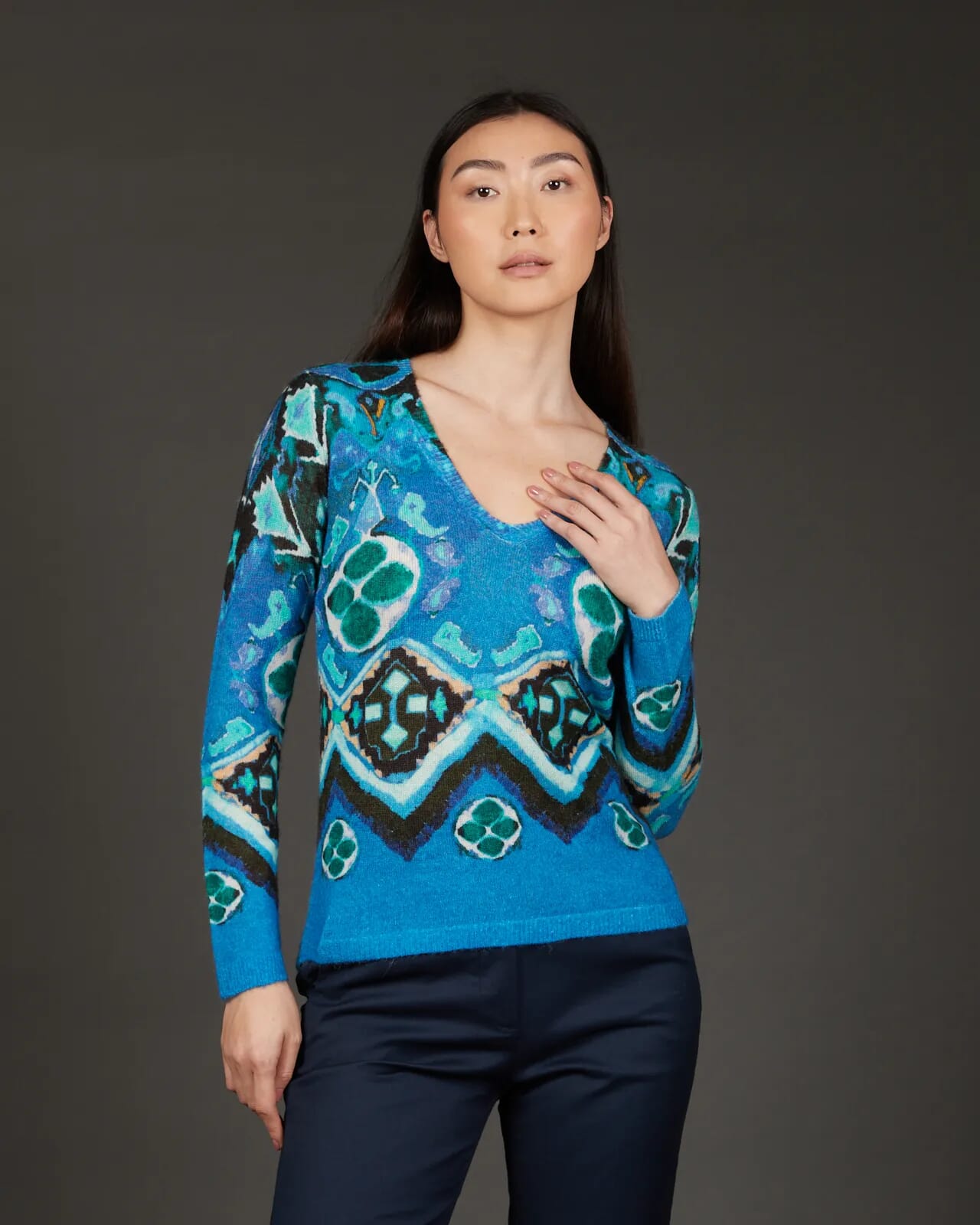 ABSTRACT PRINT V NECK JUMPER COL.848
