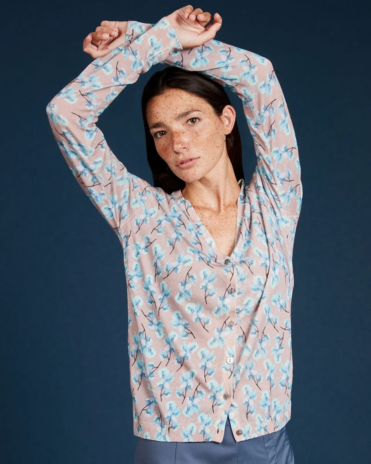 FLORAL PRINT V NECK CARDIGAN COL. 921