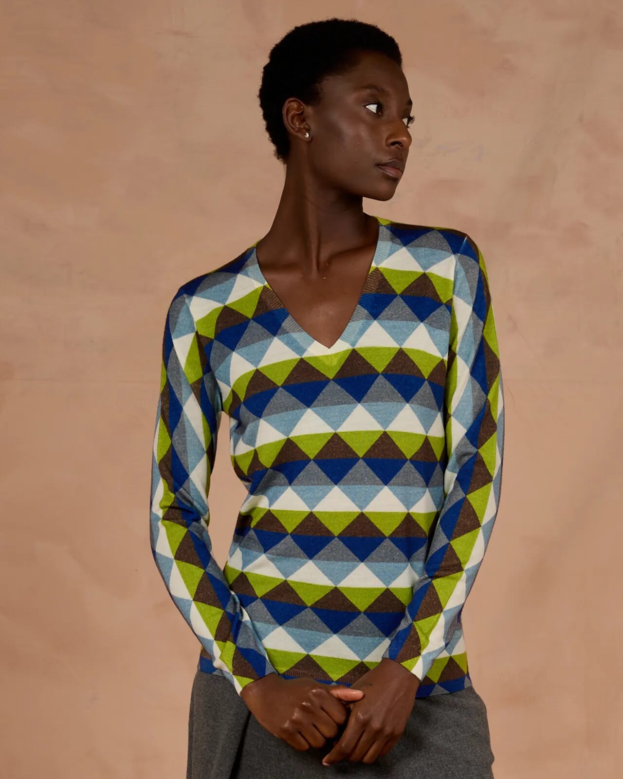 GEOMETRIC PRINT V NECK JUMPER  COL. 131